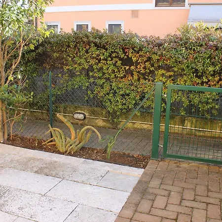 アパート Jasmine